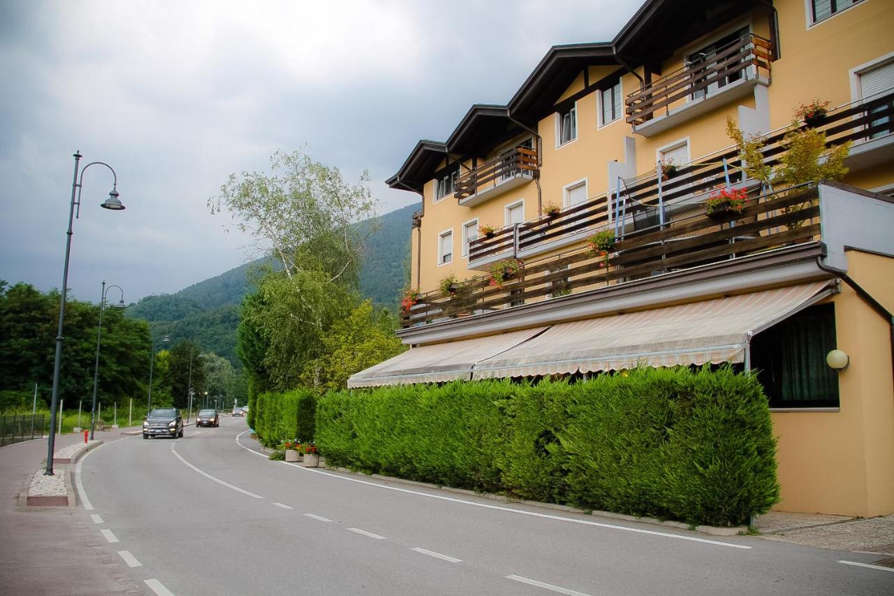 Hotel Dolomiti Левико Терме Екстериор снимка